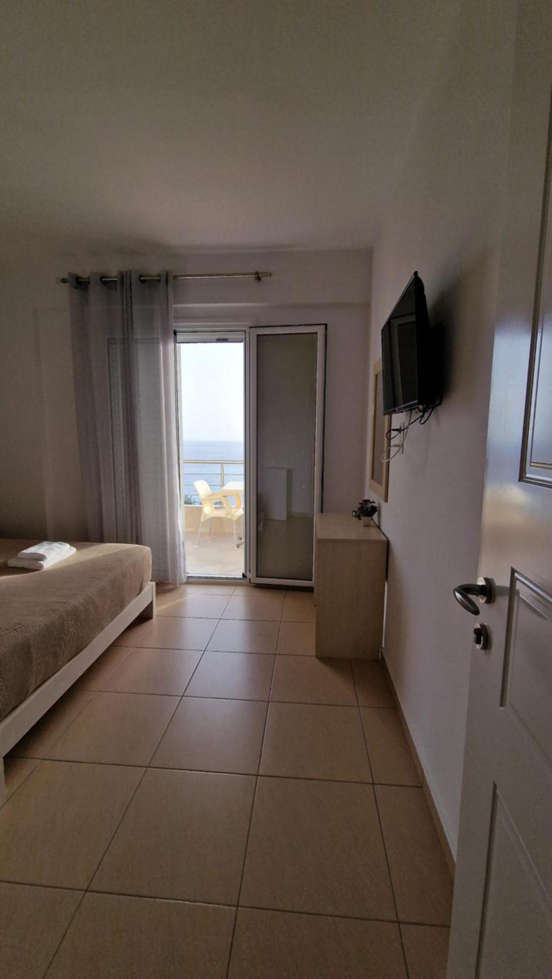 Horizon View Rooms Himarë Dış mekan fotoğraf